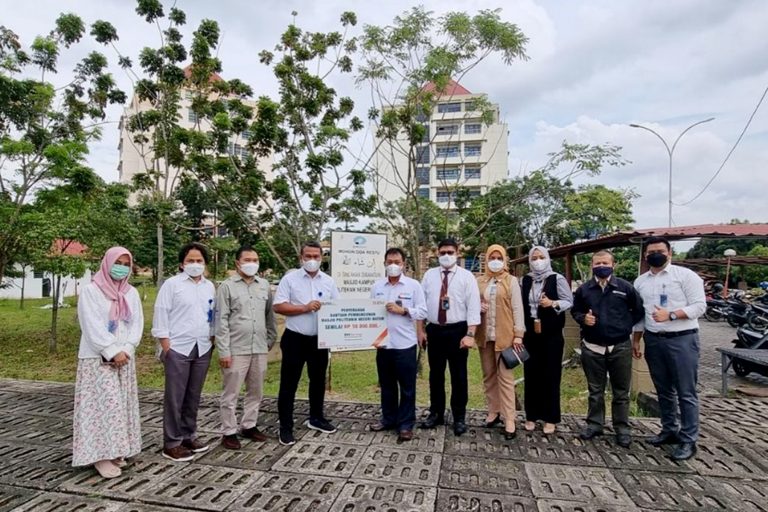 BNI Cabang Batam Memberikan Bantuan CSR Pembangunan Masjid Polibatam