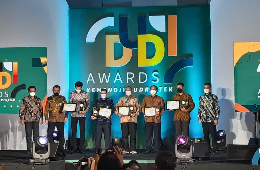40 DUDI Raih Penghargaan dari Kemendikbudristek Atas Dedikasi dalam Pendidikan Vokasi