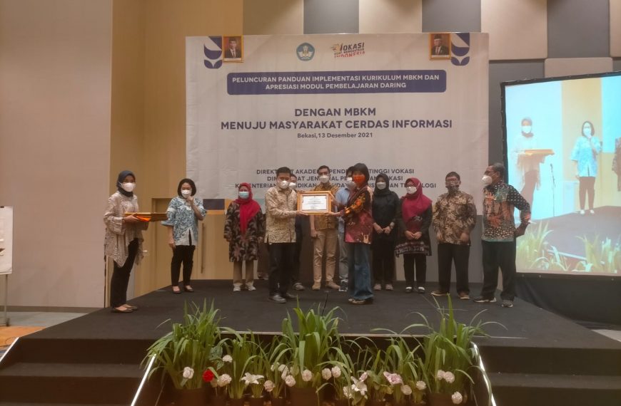 Polibatam Achieves Nomination for Online Learning Module Category
