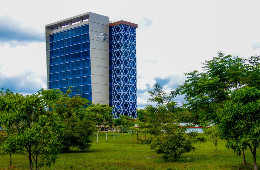 Polibatam Opens International Class for Business Administration Study Program