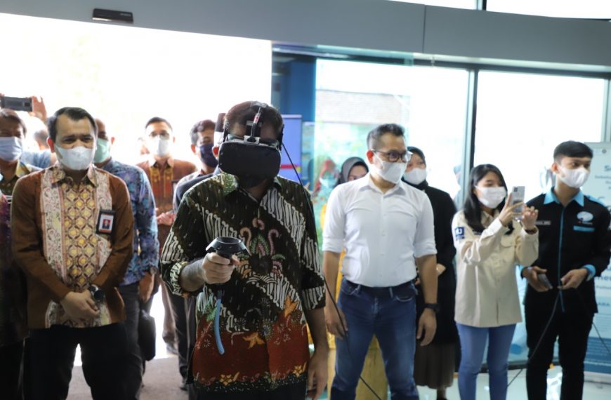 Ditjen Vokasi Kemendikbud Ristek Wikan Sakarinto, S.T., M.Sc., Ph.D, Resmikan Gedung Baru Technoprenuer Centre Polibatam