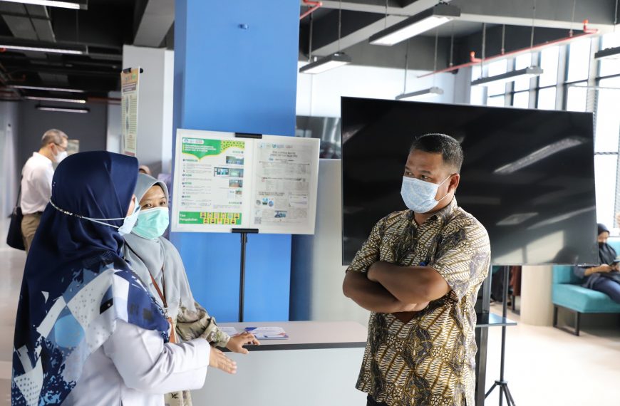 PBL Polibatam Menjadi Bahan Benchmark oleh Politeknik Negeri Padang