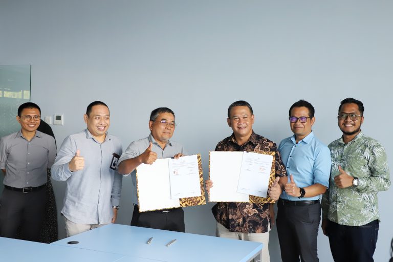 Polibatam and PLN Batam Establish a Partnership: PLN needs Intellectual Students and Lecturers of Polibatam