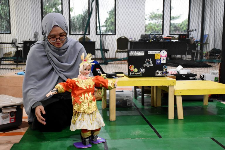 Jadi Ahli Di Bidang Robotika Kuliah Di Teknik Robotika Polibatam