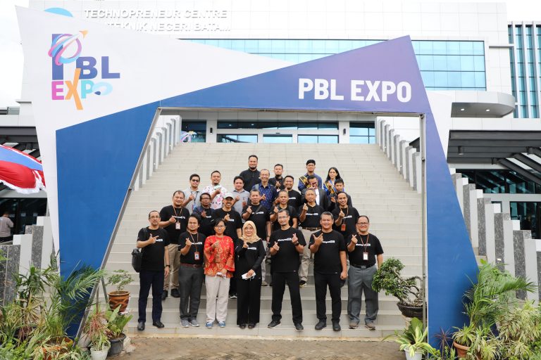 Polibatam Holds Vocational Show 2022