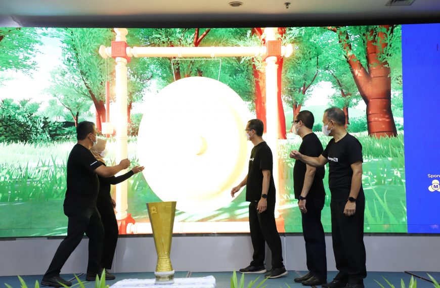 Pagelaran Vokasi 2022 Dibuka Dengan Pemukulan Gong Secara Digital