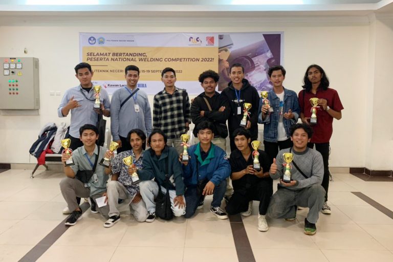 Polibatam Raih 10 Juara di Ajang National Welding Competition 2022