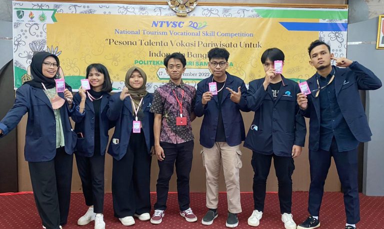 Polibatam Students Achieved 3rd Place in Photography, Smartphone Videography Promotion, and Best Pronunciation & Intonation Tour Guide at the National Tourism Vocational Skill Competition (NTVSC) 2022