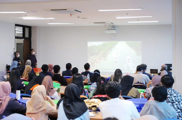 PT Transportasi Gas Indonesia Regional Office 4 Batam Holds Public Lecture at Polibatam