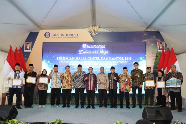 Deputy Governor of Bank Indonesia Inaugurates Halal Center and LPH Office at Polibatam Campus