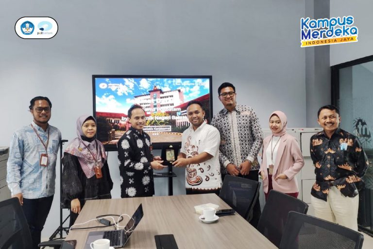 Polinela Conducted a Comparative Study Visit at Polibatam campus
