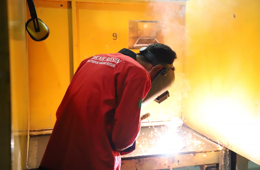 Jawab Tantangan Kebutuhan Welder Di Industri Shipyard, Polibatam Buka Prodi Teknologi Rekayasa Pengelasan dan Fabrikasi