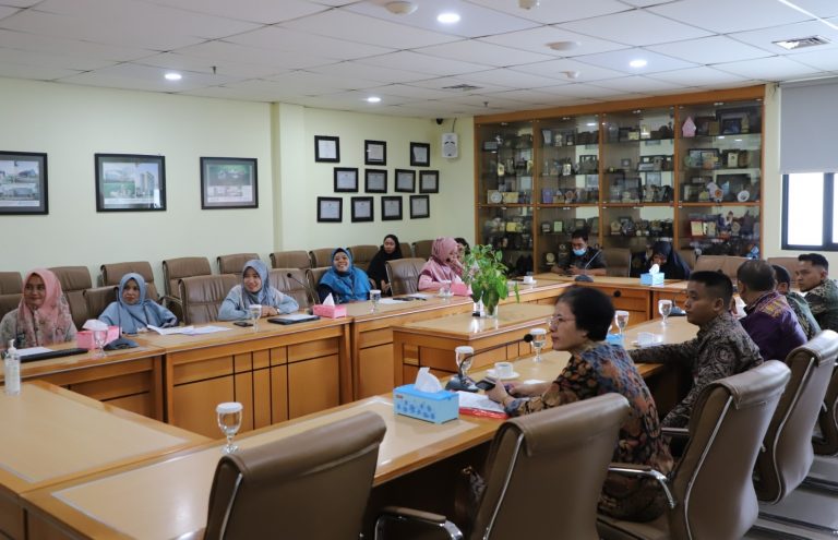 Polibatam Becomes BBPPMPV Benchmarking Goals in Building and Electricity Sector