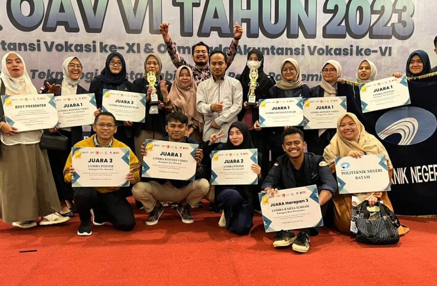 Polibatam Teams Won 9 Trophies at the Vocational Accounting Olympiad VI 2023