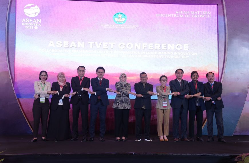 Polibatam Supports And Becomes One Of The Visiting Destinations Of The International ASEAN TVET Conference Event