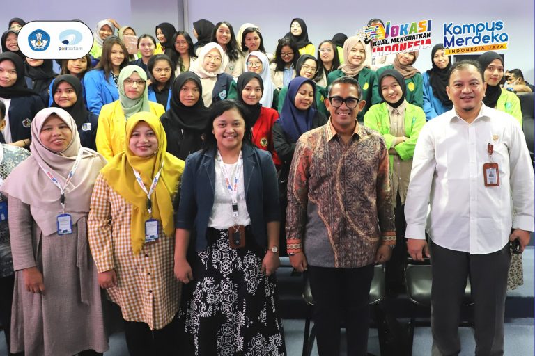 The Ministry of Foreign Affairs of the Republic of Indonesia Holds a Public Lecture About ASEAN at Polibatam Campus