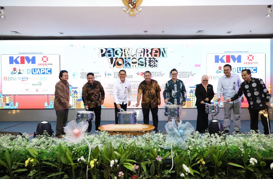 Pagelaran Vokasi 2023 Kampus Polibatam Resmi Dibuka, Kolaborasikan Berbagai Lomba dan Event serta Ajang Pamerkan Karya-Karya PBL Selama Setahun