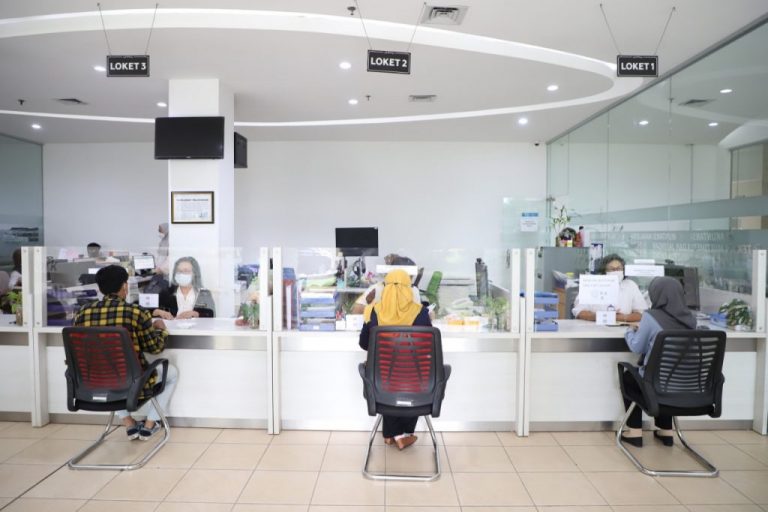 Results of the Community Satisfaction Index Survey of User Services at Polibatam Information Center for the Period May – August 2023