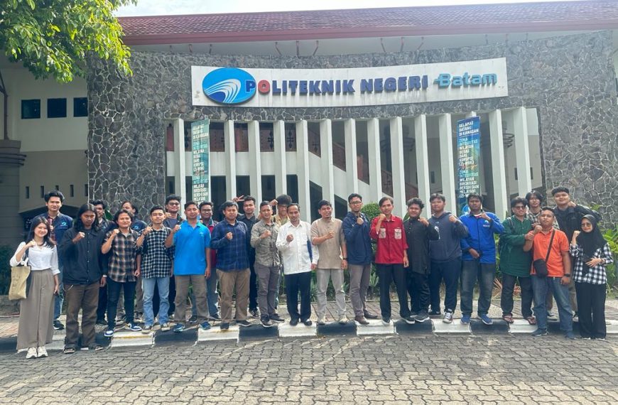 Politeknik Negeri Batam Kirim Delegasi Mahasiswa Lintas Jurusan Ke Event Nasional Kontes Kapal Cepat Tak Berawak Nasional 2023