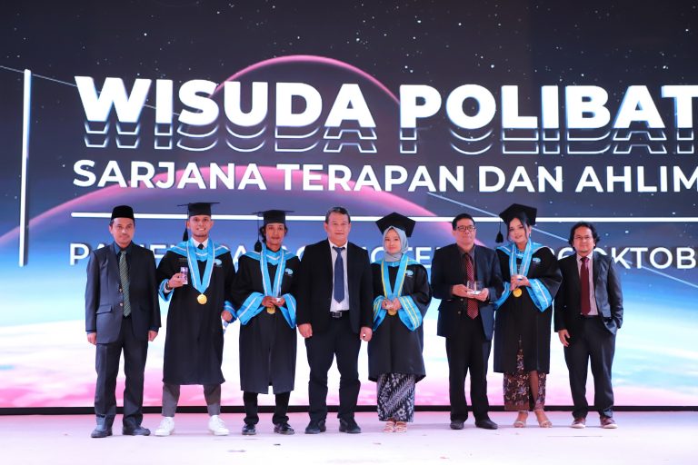 Polibatam Inaugurates Graduates of 1263 Applied Bachelors and Associate Experts from 21 Study Programs and Professional Engineer Study Programs