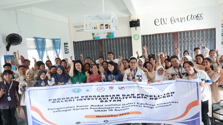 Galeri Investasi Gelar Pengabdian, Edukasi Tentang Pasar Modal & Investasi di SMAN 8 18 Batam