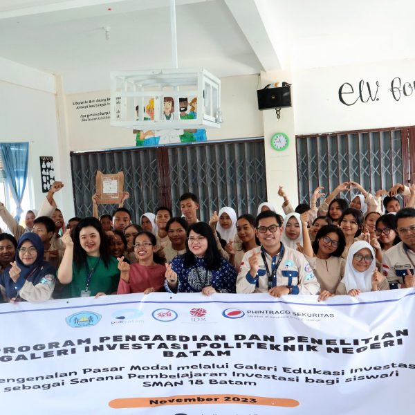 Polibatam Investment Gallery Held Coaching and Assistance Activities to Establish Investment Education Gallery Services at SMAN 18 Batam