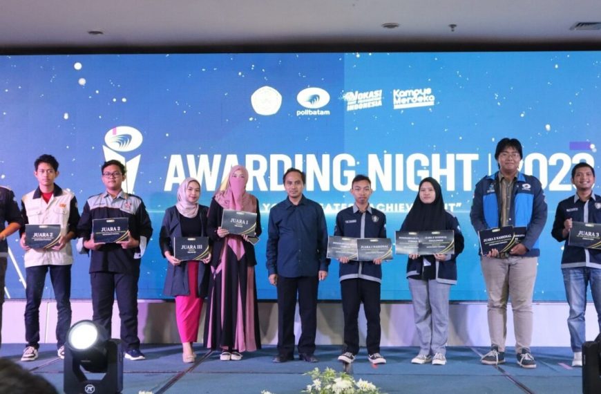 Polibatam Held Achievement Appreciation Night for Outstanding Students and Lecturers