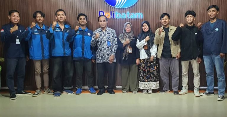 Tim  BMRT Polibatam Siap Berlaga di Kompetisi Robot Bawah Air Internasional SAUVC 2025