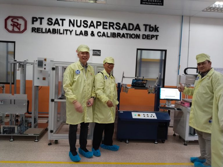Direktur Polibatam Hadiri Factory Tour dan Seremoni TKDN Produk HP Indonesia di Sat Nusapersada, Batam