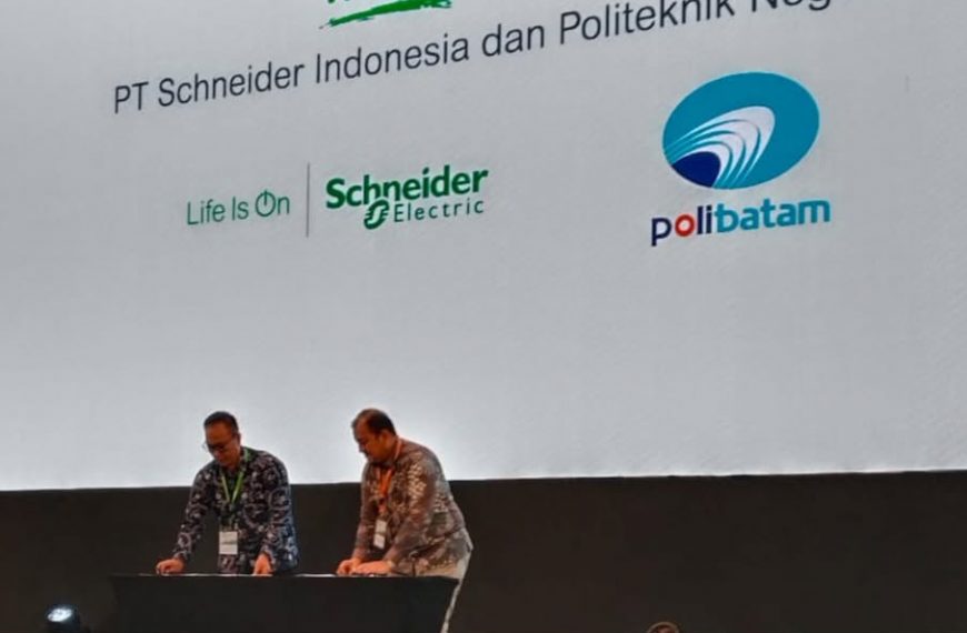 Polibatam & Schneider Elektrik Resmikan Kolaborasi : Teknologi Kompetensi Vokasi