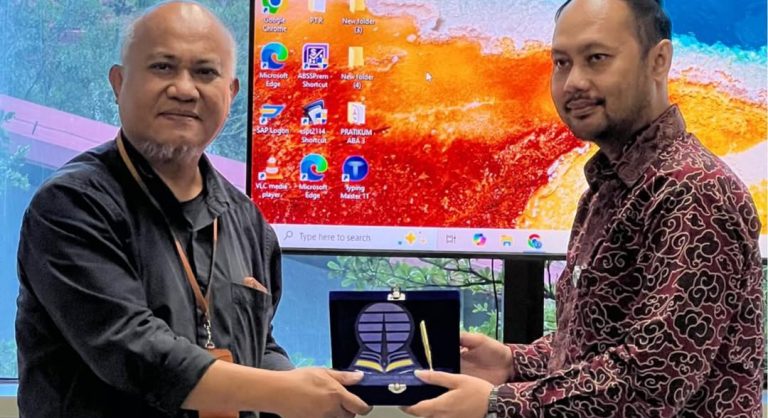 Kolaborasi Pendidikan Tinggi : Polibatam dan UT Batam Bertemu Bahas Masa Depan Mahasiswa