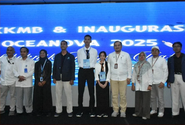 3.458 Mahasiswa Baru Polibatam Ikuti PKKMB & Inagurasi Tahun Akademik 2025/2026