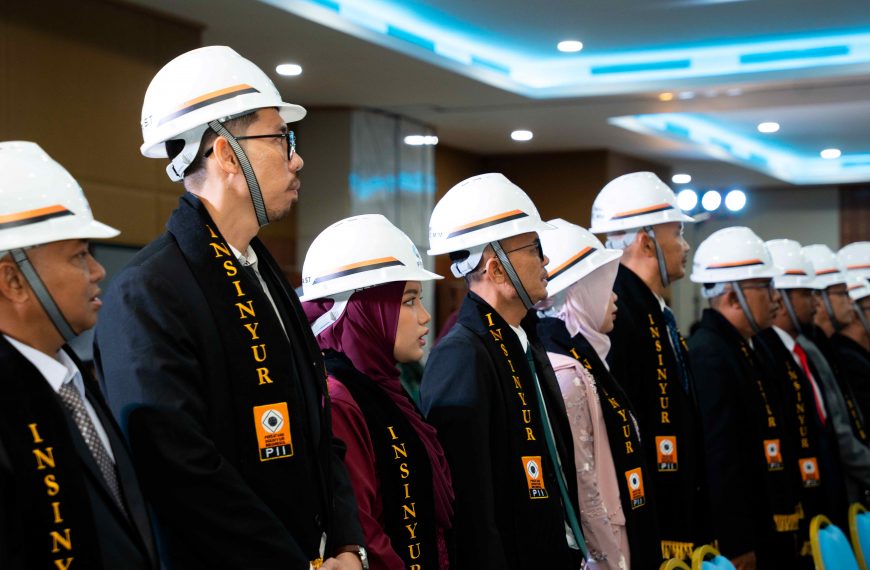 Sumpah Profesi Insinyur Angkatan VI & Kuliah Umum