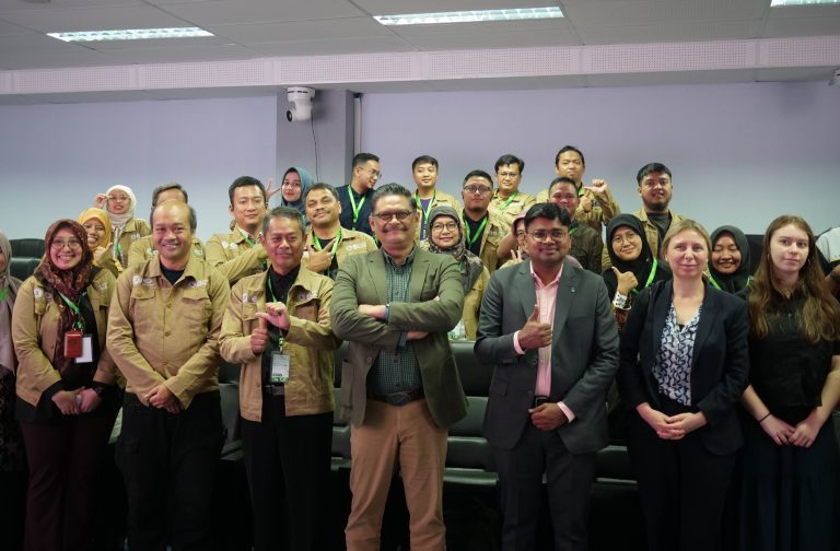 Polibatam Sukses Sebagai Tuan Rumah ICoDSE 2025 Bersama ITB Dan UTPMalaysia