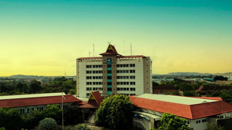Mari Sukseskan Program Green Campus Polibatam, Pilah Pilih Sampah