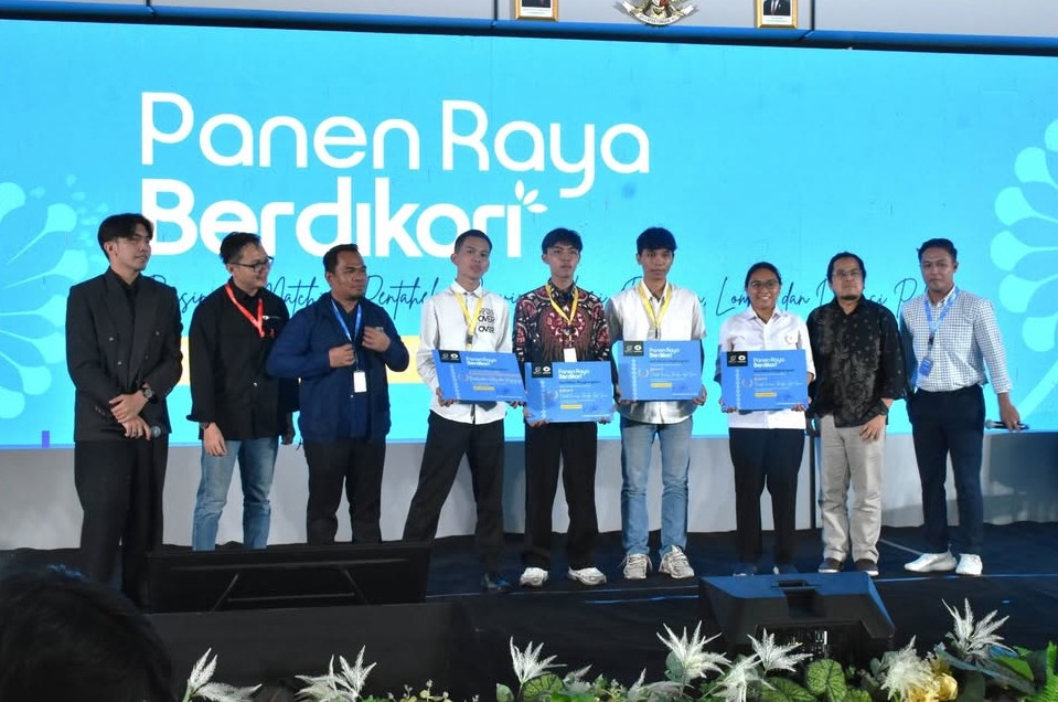 Panen Raya Berdikari Kepri : Wujud Kolaborasi Pentahelix Untuk Mendorong Hilirisasi Inovasi Vokasi