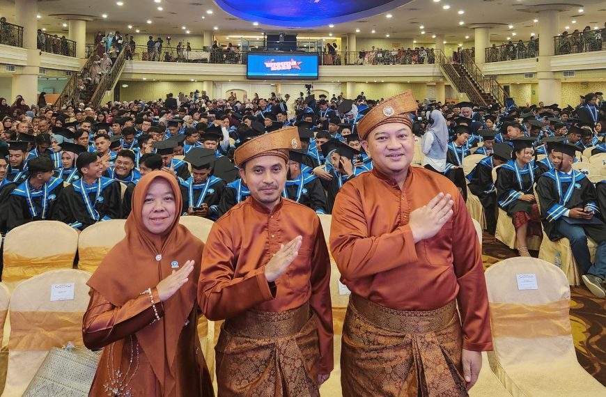 1.779 Wisudawan Polibatam Siap “Berkarya, Berdampak, dan Menginspirasi”