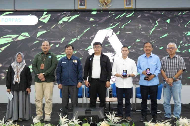 POLIBATAM Gelar Seminar “Zero Waste : Think Sustainability, Act Locally” Untuk Pengelolaan Sampah Kota Batam