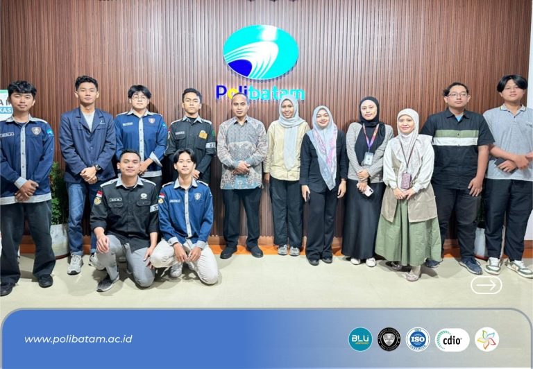 Polibatam Kirim Dua Tim Robotika Mahasiswa ke RoboRoarZ Singapore 2026