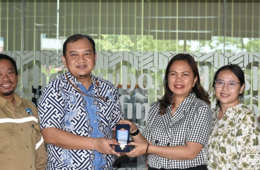 Digital Synergy: Polibatam Welcomes Visit from BBLSDM Komdigi Medan