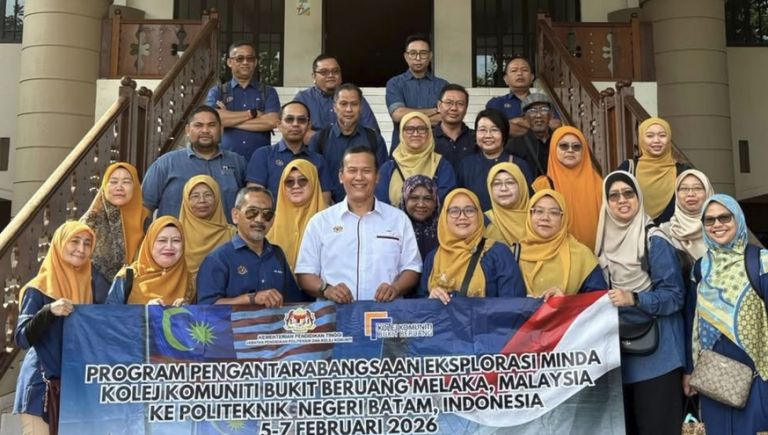 Kunjungan Kolej Komuniti Bukit Beruang Melaka Dorong Kolaborasi Internasional Bersama Polibatam