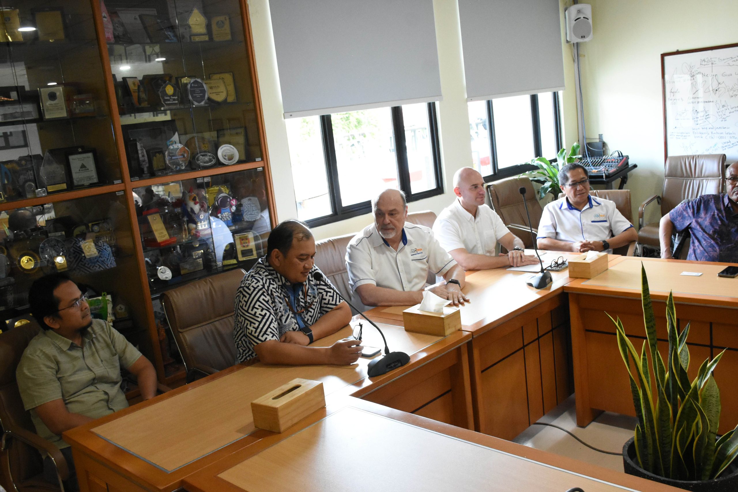 Polibatam Strengthens International Networks Through the Visit of the Ethiopian Delegation and PT Labtech