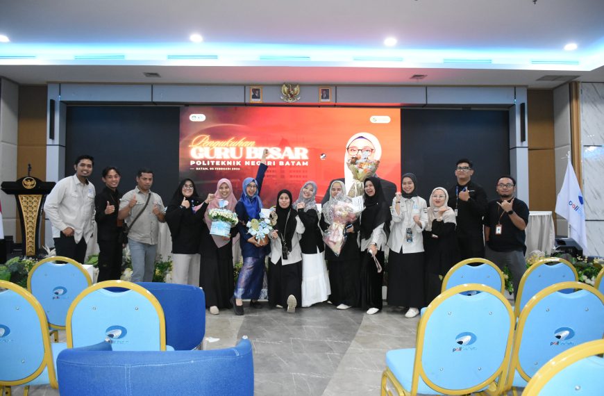 Polibatam Kukuhkan Guru Besar Perdana, Prof. Dwi Kartikasari Perkuat Keilmuan Bisnis Internasional