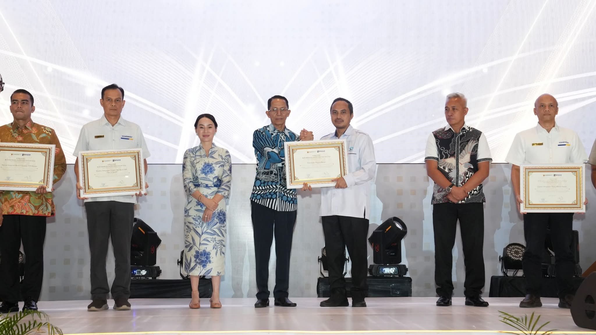 Polibatam Receives the Batam Investment Appreciation 2026, Reflecting Meaningful Collaboration