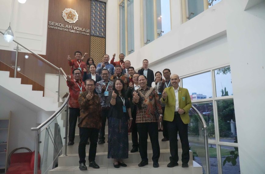 Strengthening Global Networks, Polibatam Signs Strategic Partnership at GIK UGM Yogyakarta
