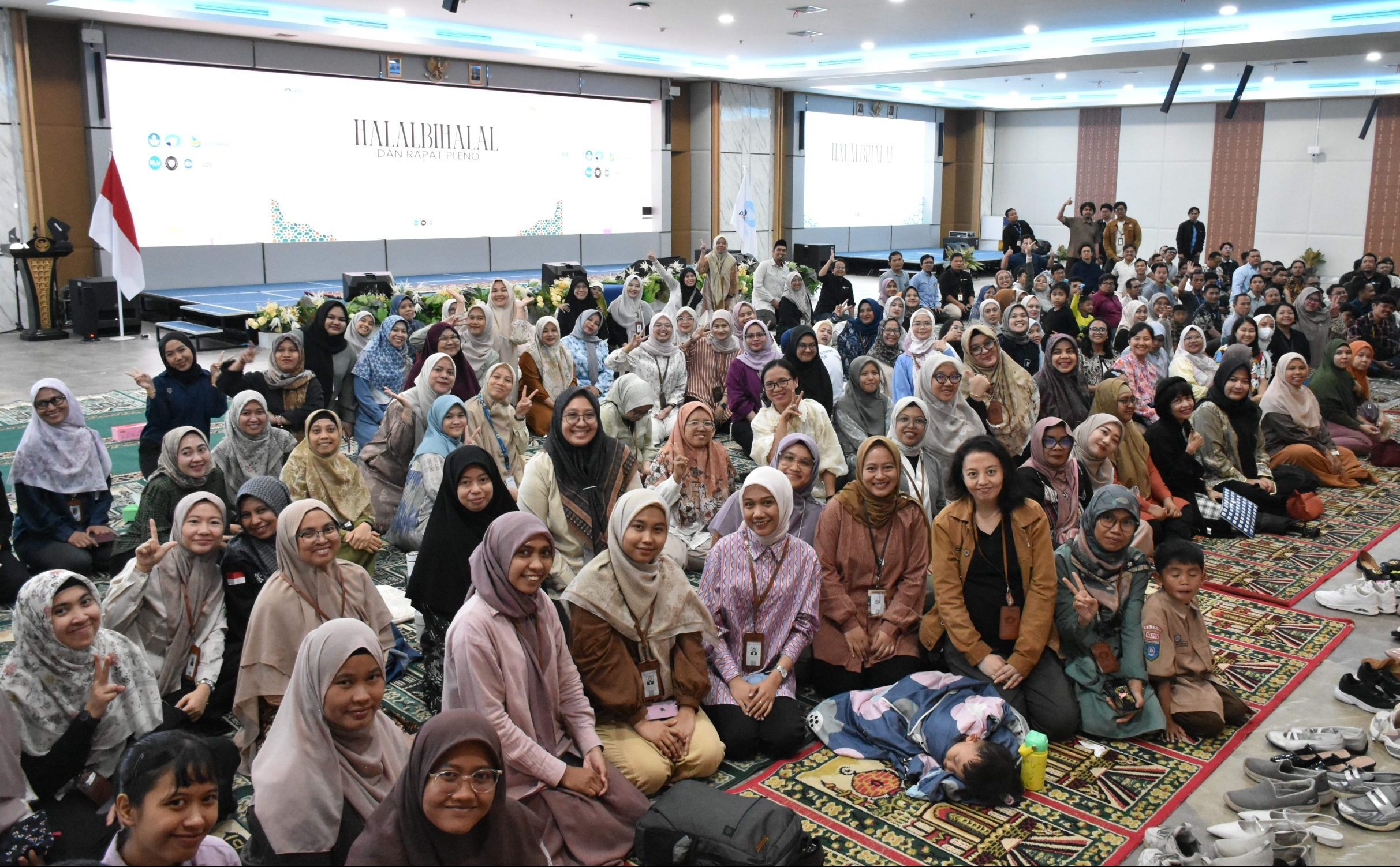 Strengthening Synergy and Unity: Politeknik Negeri Batam Holds 2026 Plenary Meeting and Halalbihalal Gathering