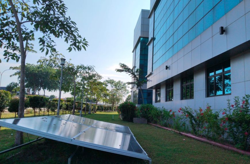 Technopreneur Centre Polibatam Dilengkapi Panel Surya, Dukung Efisiensi Energi dan Green Campus