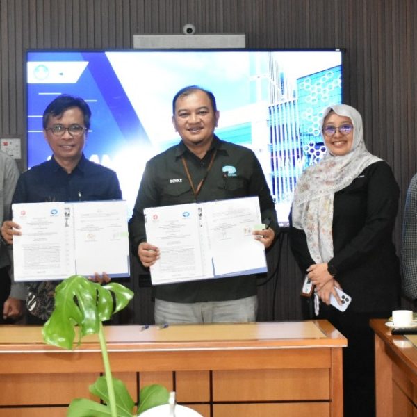 Polibatam dan BRIN Teken PKS Pengembangan Model AI untuk Optimasi Desain Propulsi Roket