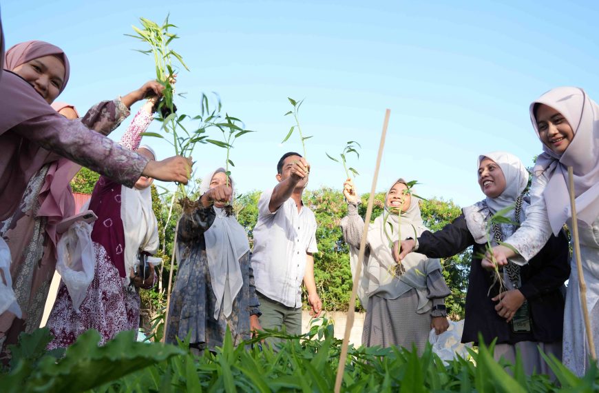 Waste Is Not the End, Polibatam Proves TPST Compost Can Become a Sustainable Solution
