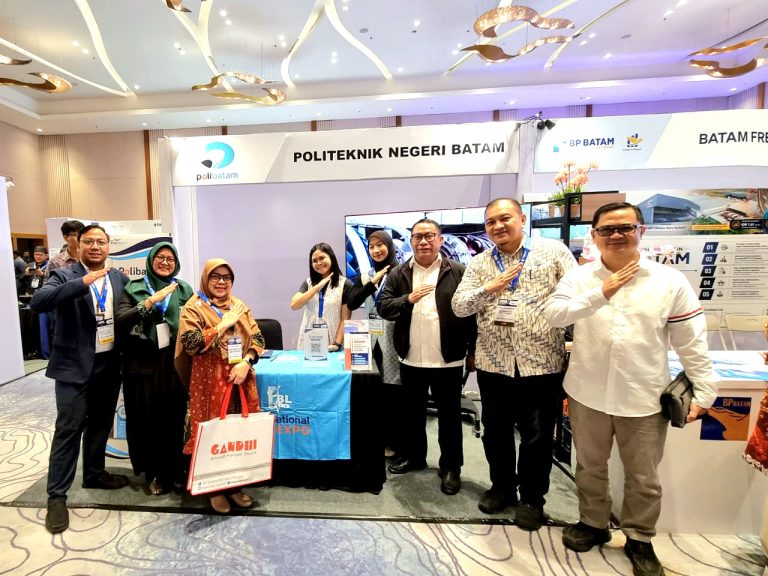 Pegadaian Goes to Campus di Polibatam, Dorong Literasi Keuangan bagi Dosen dan Mahasiswa